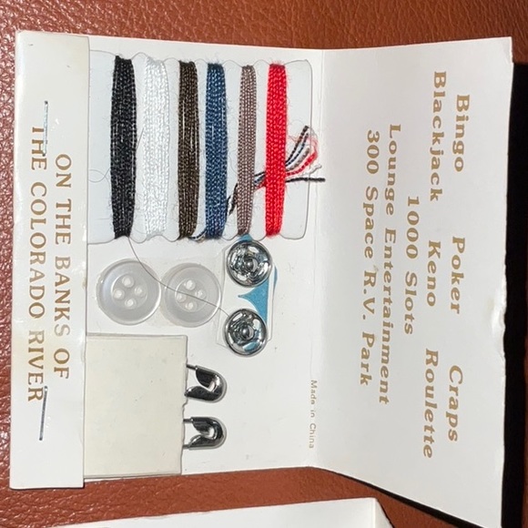 Hotel Matchbook Mending Sewing Kits Souvenir Vintage 3 - Picture 11 of 14